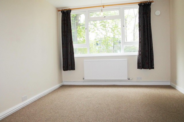  Image of 2 bedroom Flat to rent in Grosvenor Road St. Albans AL1 at Grosvenor Road  St Albans, AL1 3BZ