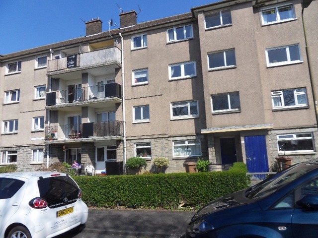  Image of 2 bedroom Flat to rent in Ardshiel Avenue Edinburgh EH4 at Clermiston Edinburgh Edinburgh, EH4 7LJ
