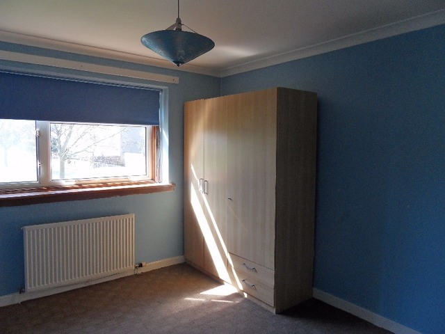  Image of 2 bedroom Flat to rent in Ardshiel Avenue Edinburgh EH4 at Clermiston Edinburgh Edinburgh, EH4 7LJ