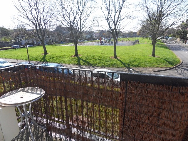  Image of 2 bedroom Flat to rent in Ardshiel Avenue Edinburgh EH4 at Clermiston Edinburgh Edinburgh, EH4 7LJ