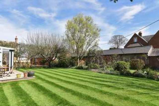  Image of 4 bedroom Detached house for sale in Westhorpe Ashley Market Harborough LE16 at Westhorpe Ashley Market Harborough, LE16 8HQ