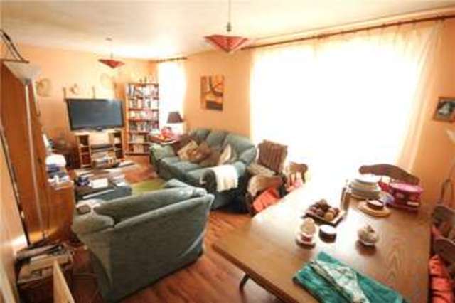  Image of 3 bedroom End of Terrace for sale in Ashton Road Woking GU21 at Woking  Knaphill, GU21 3QF