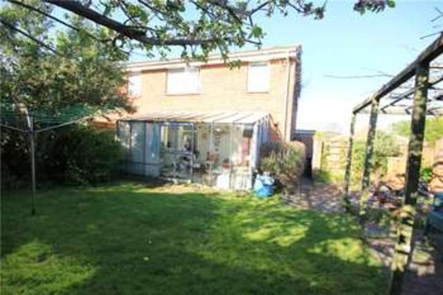  Image of 3 bedroom End of Terrace for sale in Ashton Road Woking GU21 at Woking  Knaphill, GU21 3QF