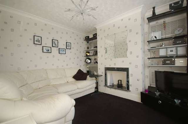  Image of 3 bedroom End of Terrace for sale in Babbacombe Avenue Blackpool FY4 at Blackpool Lancashire, FY4 1LX