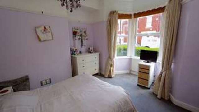  Image of 2 bedroom Flat for sale in Balmoral Terrace Heaton Newcastle upon Tyne NE6 at Balmoral Terrace Heaton Newcastle Upon Tyne, NE6 5YA