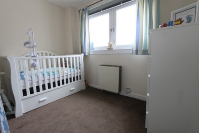  Image of 3 bedroom Flat to rent in Baltic Place Glasgow G40 at Bridgeton Glasgow Glasgow, G40 3EH