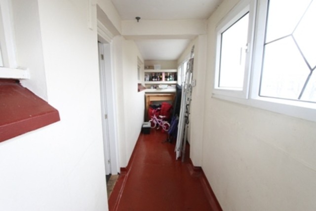  Image of 3 bedroom Flat to rent in Baltic Place Glasgow G40 at Bridgeton Glasgow Glasgow, G40 3EH
