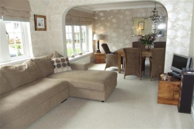 Image of 4 bedroom Detached house to rent in Barbush Dunblane FK15 at Dunblane Stirling Stirling, FK15 0FE