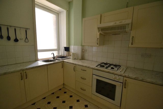  Image of 1 bedroom Flat to rent in Baronald Street Rutherglen Glasgow G73 at Rutherglen Glasgow South Lanarkshire, G73 1AF