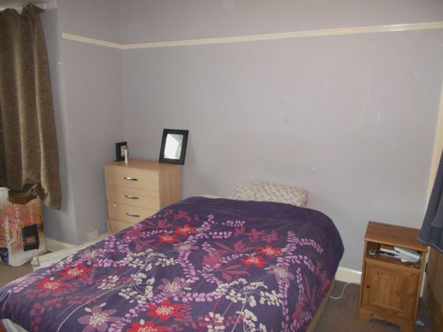  Image of 3 bedroom Flat to rent in Bavington Drive Newcastle upon Tyne NE5 at Bavington Drive Fenham Wallbottle, NE5 2HS