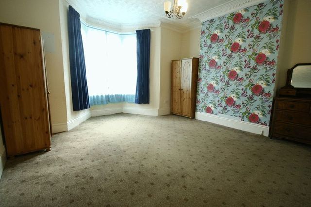  Image of 2 bedroom Flat to rent in Bayswater Road Jesmond Newcastle upon Tyne NE2 at Bayswater Road Array Jesmond, NE2 3HP