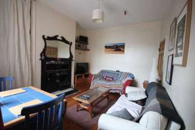  Image of 4 bedroom Terraced house to rent in Bennett Road Headingley Leeds LS6 at Bennett Road Headingley Leeds, LS6 3HN