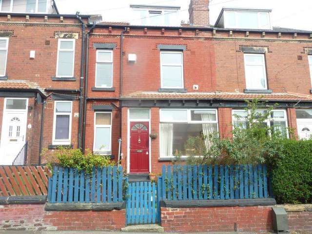  Image of 2 bedroom Detached house for sale in Berkeley Avenue Leeds LS8 at Leeds, LS8 3RH