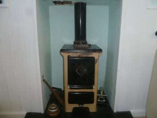  Image of 2 bedroom Flat for sale in Birnbeck Road Weston-super-Mare BS23 at 49 Birnbeck Road  Weston-Super-Mare, BS23 2EF