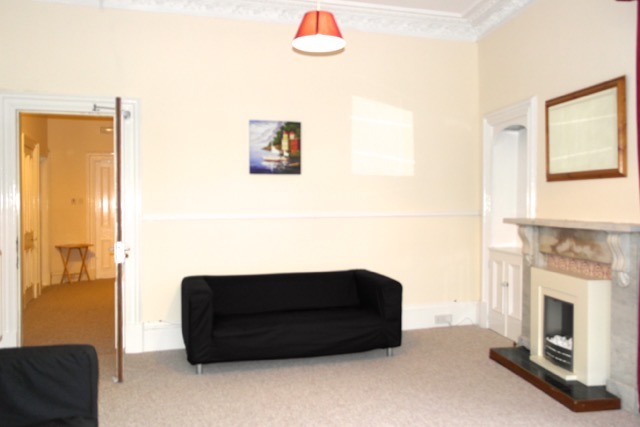  Image of 3 bedroom Flat to rent in Blackness Avenue Dundee DD2 at West End Dundee Dundee, DD2 1ET