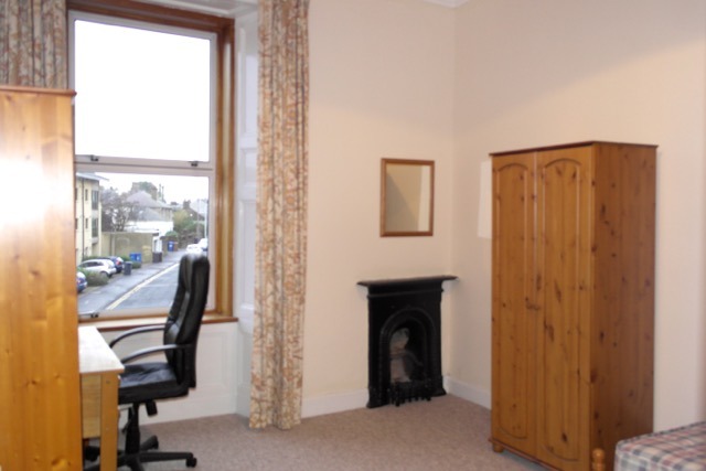  Image of 3 bedroom Flat to rent in Blackness Avenue Dundee DD2 at West End Dundee Dundee, DD2 1ET