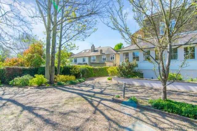  Image of 2 bedroom Flat for sale in Bolton Road London W4 at Chiswick London Gunnersbury, W4 3TB