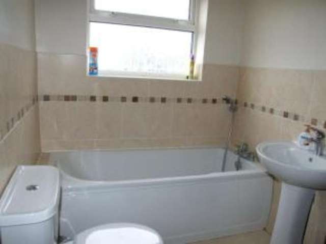  Image of 3 bedroom Semi-Detached house for sale in Bourne Avenue Kirkby-in-Ashfield Nottingham NG17 at Kirkby-in-Ashfield Nottingham Kirkby in Ashfield, NG17 7FD