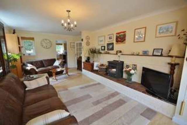  Image of 3 bedroom Detached house for sale in Box Tree Lane Postcombe Thame OX9 at Box Tree Lane  Postcombe, OX9 7DS