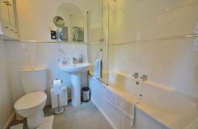  Image of 3 bedroom Detached house for sale in Box Tree Lane Postcombe Thame OX9 at Box Tree Lane  Postcombe, OX9 7DS