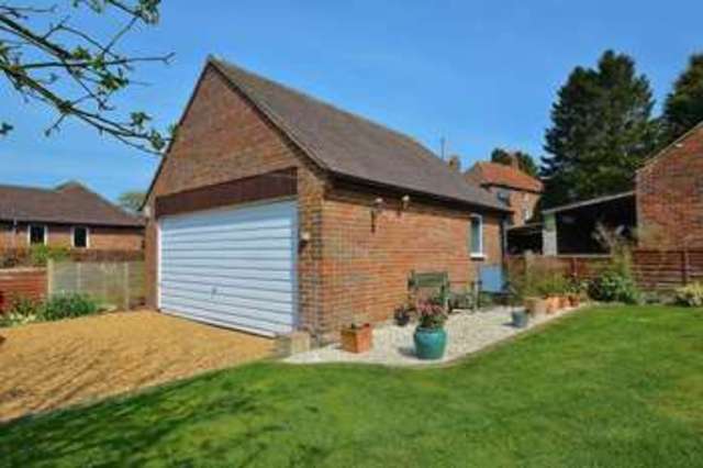  Image of 3 bedroom Detached house for sale in Box Tree Lane Postcombe Thame OX9 at Box Tree Lane  Postcombe, OX9 7DS
