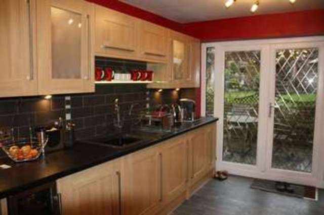  Image of 3 bedroom Detached house to rent in Sunnyhill Road Hemel Hempstead HP1 at Sunnyhill Road  Hemel Hempstead, HP1 1SZ