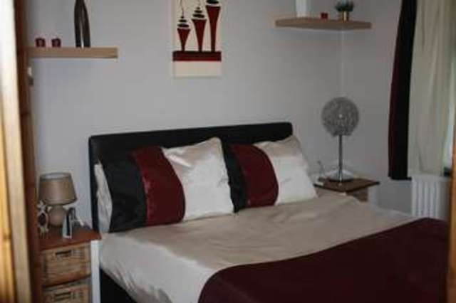  Image of 3 bedroom Detached house to rent in Sunnyhill Road Hemel Hempstead HP1 at Sunnyhill Road  Hemel Hempstead, HP1 1SZ