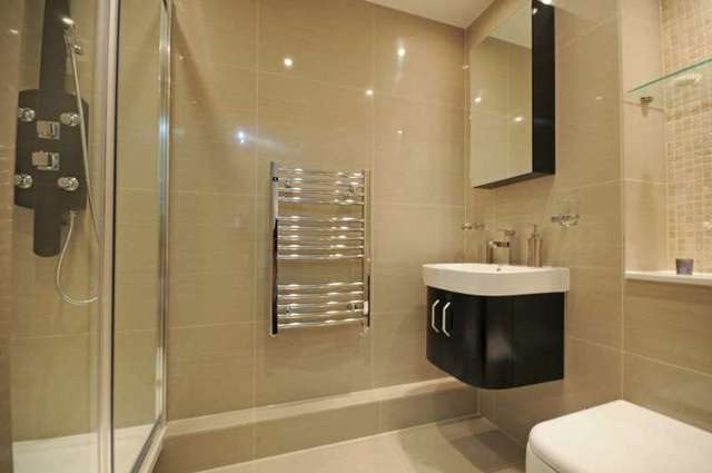  Image of 3 bedroom Flat to rent in St. Johns Wood Park London NW8 at St John`s Wood Park St John`s Wood London, NW8 6NL