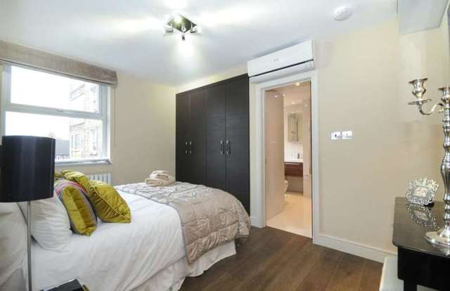  Image of 3 bedroom Flat to rent in St. Johns Wood Park London NW8 at St John`s Wood Park St John`s Wood London, NW8 6NL