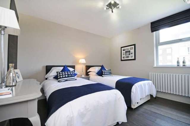  Image of 3 bedroom Flat to rent in St. Johns Wood Park London NW8 at St John`s Wood Park St John`s Wood London, NW8 6NL
