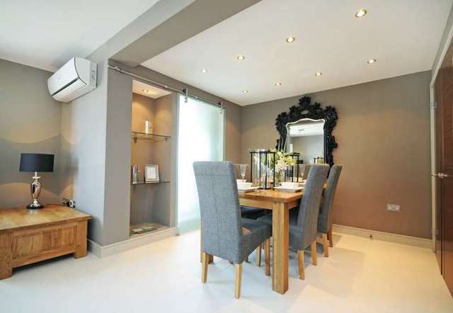  Image of 3 bedroom Flat to rent in St. Johns Wood Park London NW8 at St John`s Wood Park St John`s Wood London, NW8 6NL