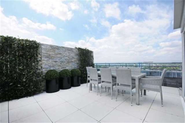  Image of 4 bedroom Flat to rent in St. Johns Wood Park London NW8 at London, NW8 6NH