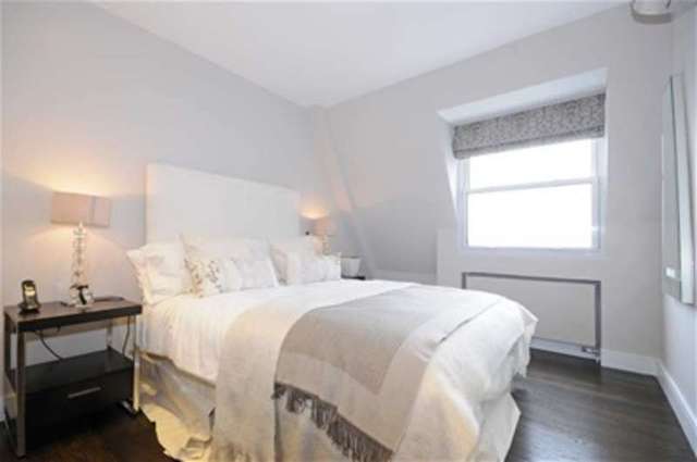  Image of 4 bedroom Flat to rent in St. Johns Wood Park London NW8 at London, NW8 6NH