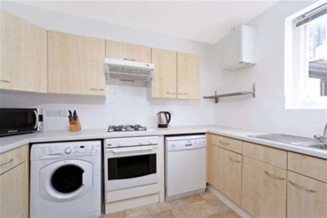  Image of 3 bedroom Detached house to rent in Brackley Terrace London W4 at London, W4 2HJ