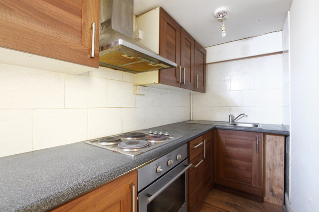  Image of 2 bedroom Apartment for sale in Brayards Road London SE15 at Brayards Road  Nunhead, SE15 2BU