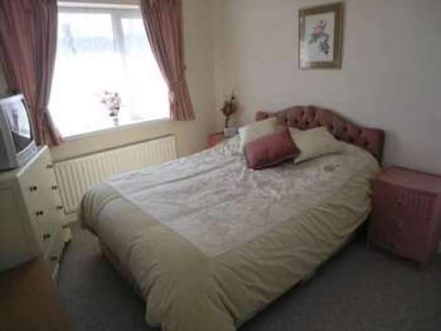  Image of 3 bedroom Semi-Detached house for sale in High Street Pensnett Brierley Hill DY5 at High Street Pensnett Brierley Hill, DY5 4JF