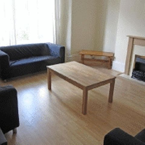  Image of 6 bedroom Detached house to rent in Brighton Grove Newcastle upon Tyne NE4 at Brighton Grove Array Blakelaw, NE4 5NT