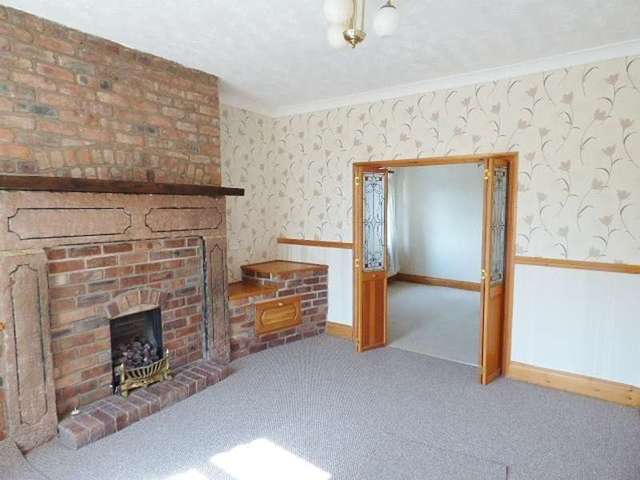  Image of 2 bedroom Detached house for sale in Broad Lane Collins Green Warrington WA5 at Collins Green  Warrington, WA5 4AB