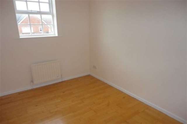  Image of 3 bedroom Property to rent in Brock Farm Court North Shields NE30 at North Shields, NE30 2BH