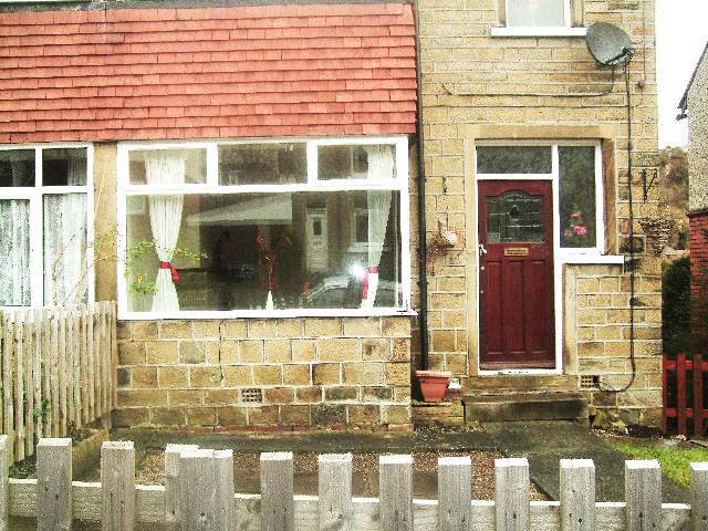  Image of 3 bedroom Detached house to rent in Bromley Road Birkby Huddersfield HD2 at Huddersfield  Westgate Hill, HD2 2XR