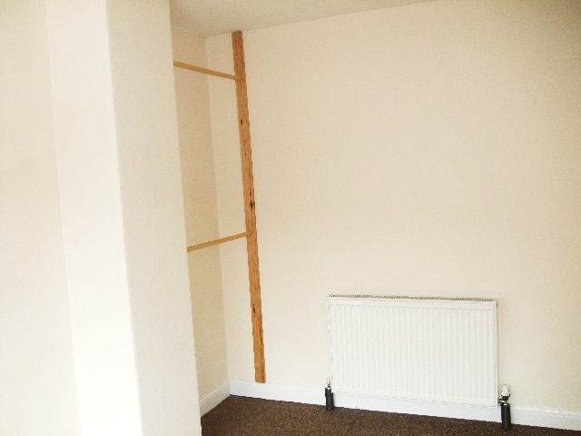  Image of 3 bedroom Detached house to rent in Bromley Road Birkby Huddersfield HD2 at Huddersfield  Westgate Hill, HD2 2XR