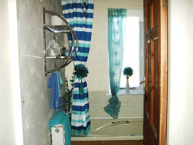  Image of 3 bedroom Detached house to rent in Bromley Road Birkby Huddersfield HD2 at Huddersfield  Westgate Hill, HD2 2XR