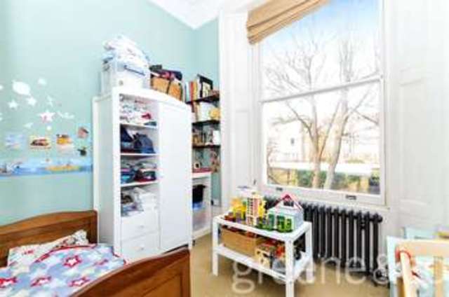  Image of 2 bedroom Flat to rent in Brondesbury Villas London NW6 at Kilburn London Kilburn Park, NW6 6AB