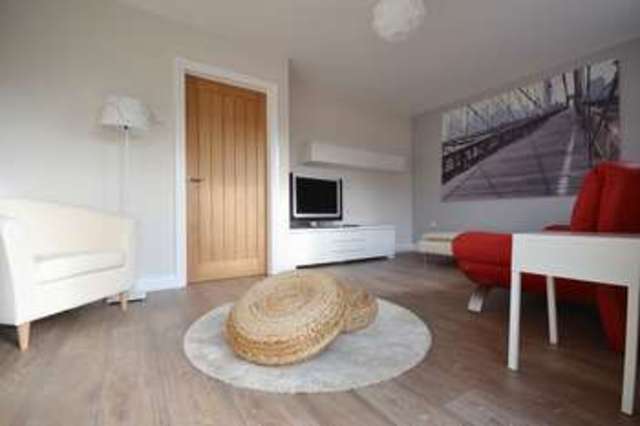  Image of 4 bedroom Semi-Detached house to rent in Bronwydd Road Carmarthen SA31 at Bronwydd Road  Carmarthen, SA31 2AJ