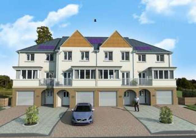  Image of 4 bedroom Semi-Detached house to rent in Bronwydd Road Carmarthen SA31 at Bronwydd Road  Carmarthen, SA31 2AJ