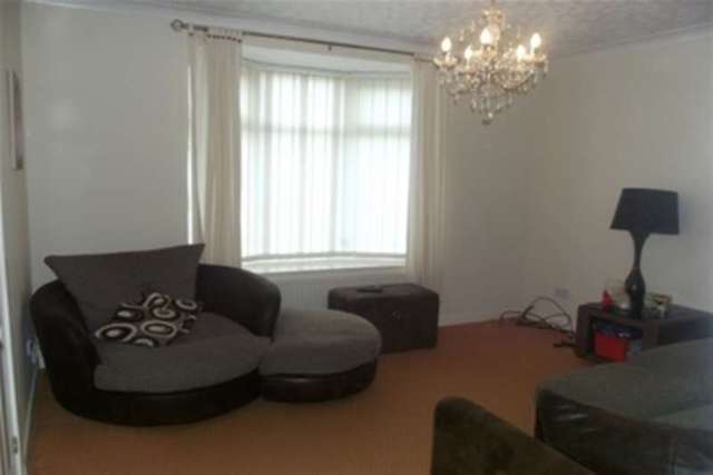  Image of 3 bedroom Semi-Detached house to rent in Brougham Street Walkden Manchester M28 at Manchester, M28 0SW