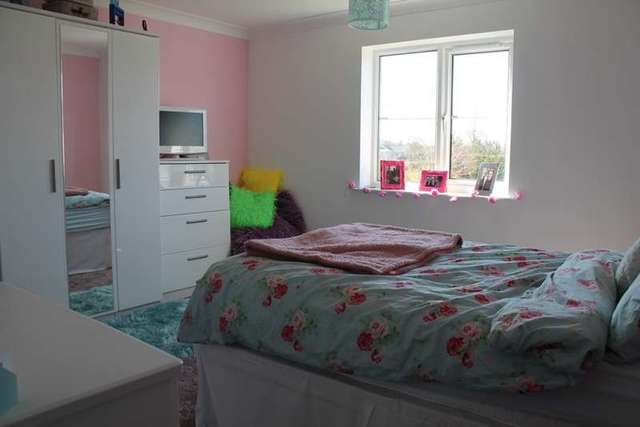  Image of 4 bedroom Detached house to rent in Browston Lane Browston Great Yarmouth NR31 at Browston Great Yarmouth Bradwell, NR31 9DL