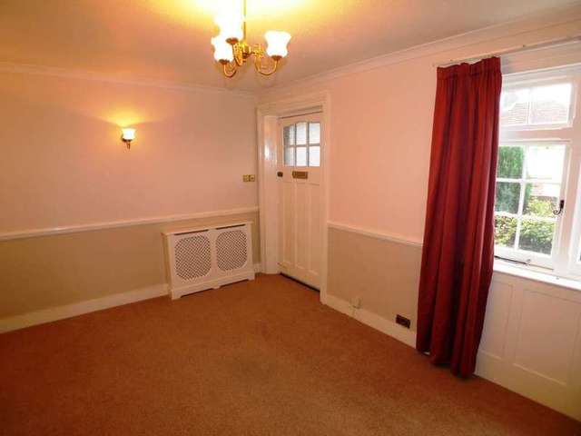  Image of 2 bedroom End of Terrace to rent in Burnt Oak Lane Blackfen Sidcup DA15 at Burnt Oak Lane  Sidcup, DA15 9DB