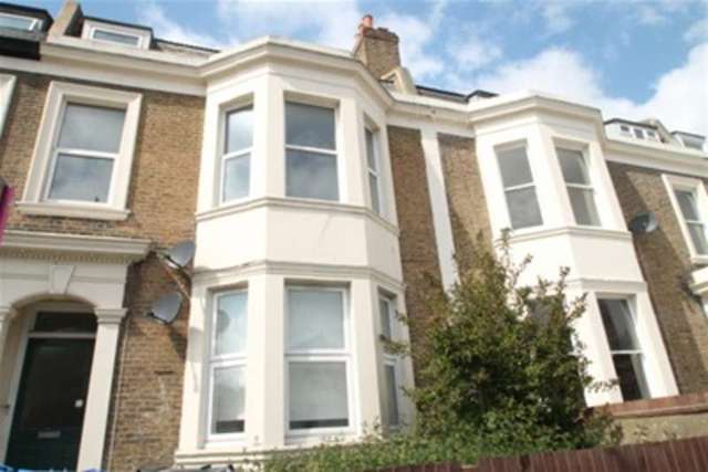  Image of 2 bedroom Flat to rent in Burrage Road London SE18 at London, SE18 7JU