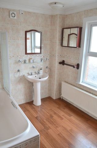  Image of 3 bedroom Detached house for sale in Burton Road Lincoln LN1 at Burton Road Uphill Lincoln, LN1 3LT